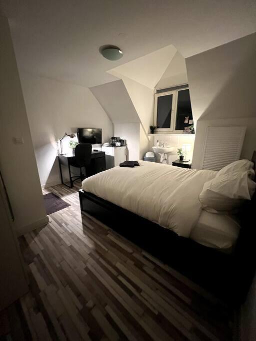 Room 404 - Eindhoven - By T&S. Экстерьер фото